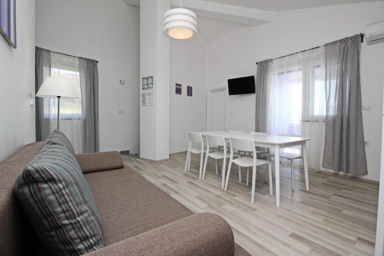 Apartments By The Sea Baska, Krk - 18824 Exterior foto