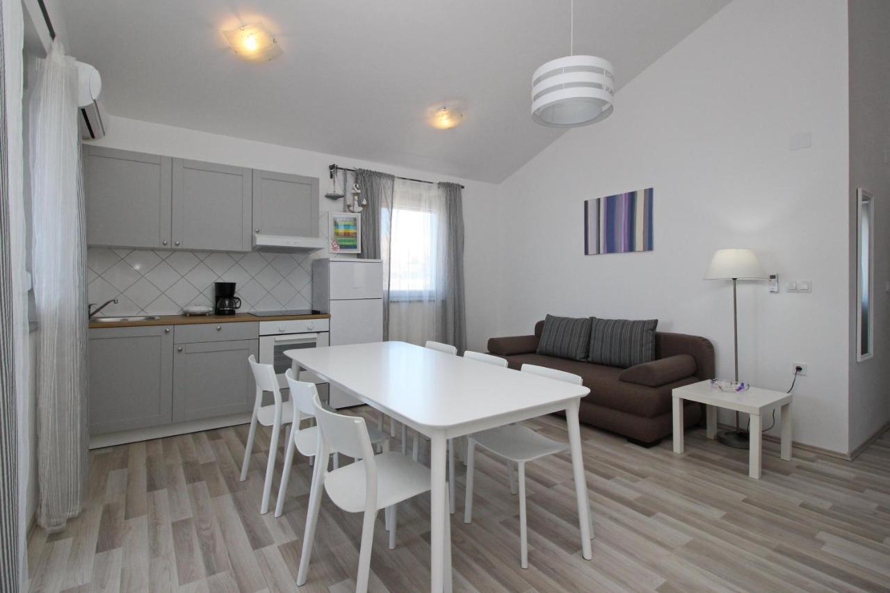 Apartments By The Sea Baska, Krk - 18824 Exterior foto